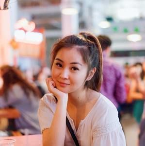 Meet your Posher, Dana